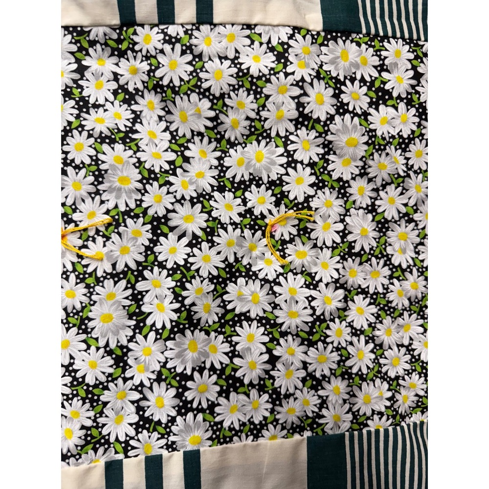 Handmade Patchwork Tied Quilt Floral Daisy Striped Cottagecore Black Green Cream - Picture 10 of 16